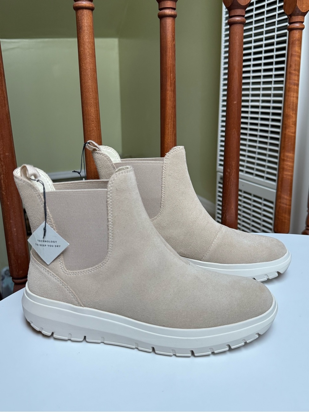 Cole Haan Beige Suede Chelsea Bootie White Platform Sole size 6B women H43N10